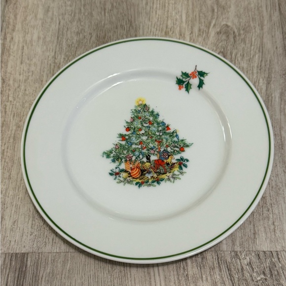VINTAGE WOODMERE China Set Of 8 Christmas Tree Holiday Desert Plates - EUC - Picture 6 of 8